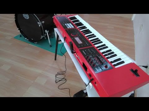 Roland XPS 30 RED.