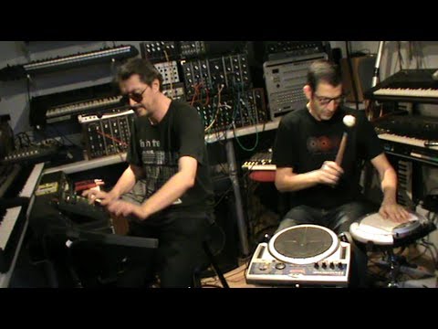 Nomad Hands "L'instant synthétique"