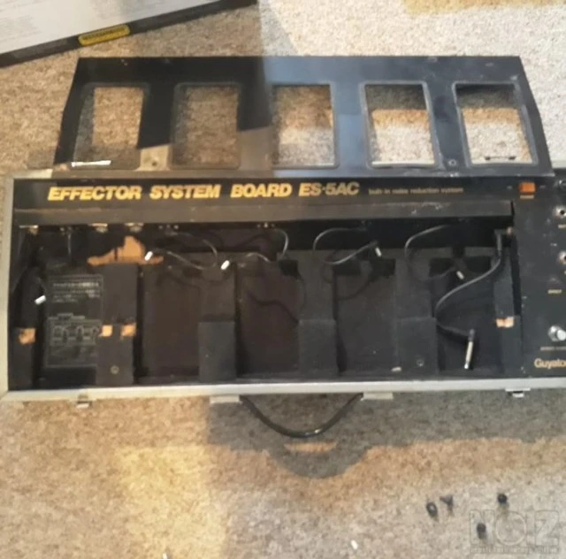 PEDAL BOARD GUYATONE ES-5AC 45€