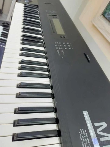 Korg M1