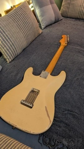 Fender Partcaster in Shell Pink Nitro Fi
