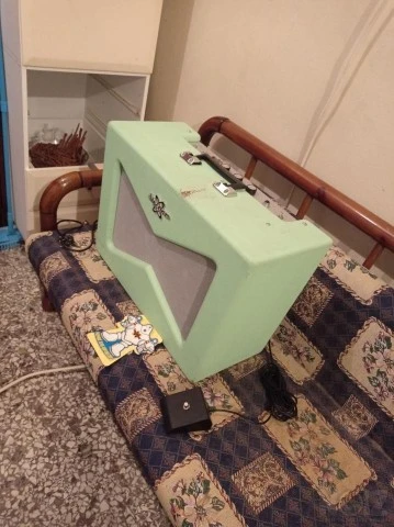 Λαμπάτος ενισχυτής Fender Vaporizer Guit