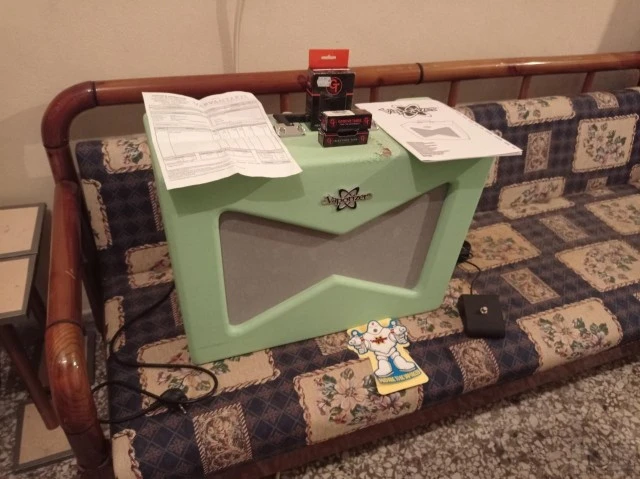 Λαμπάτος ενισχυτής Fender Vaporizer Guitar Amp 12 watt Surf Green Relic