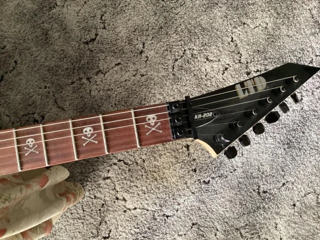 Πωλειται κιθαρα ESP LTD KH-202 BLK Kirk 