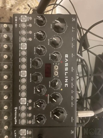 Erica Synths Bassline