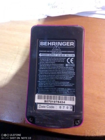 BEHRINGER ULTRA DISTORTION UD100
