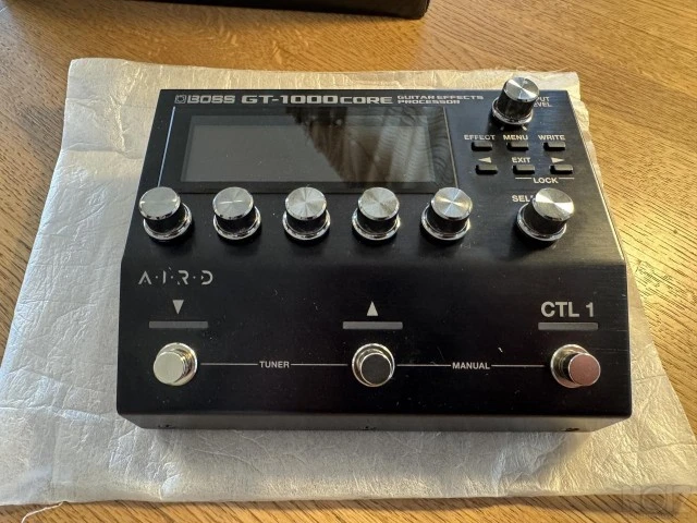 BOSS GT-1000CORE