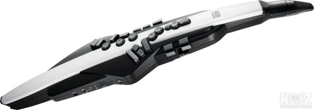 ΖΗΤΑΩ AEROPHONE ROLAND AE-20