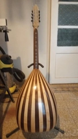 lute