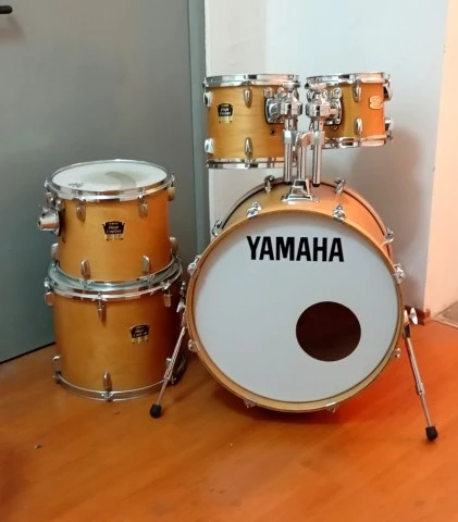 YAMAHA STAGE CUSTOM