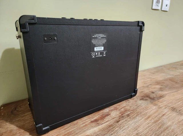 BLACKSTAR ID:Core V4 Stereo 40
