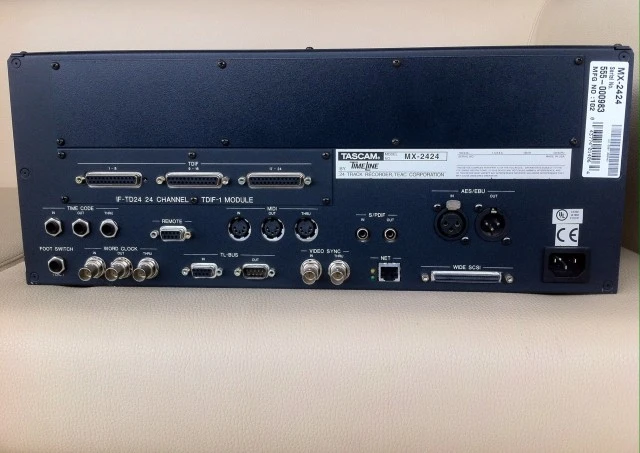 TASCAM MX2424 HARD DISC RECORDER