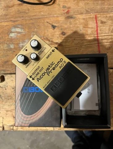 boss Ad acoustic preamp