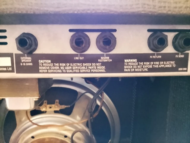 LANEY LC-15 WATTS COMBO