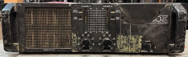 ΤΕΛΙΚΟΣ ΕΝΙΣΧΥΤΗΣ PEAVEY CS1000X