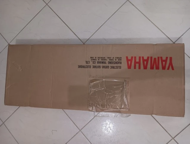 YAMAHA EG-303T BLACK ΟΛΟΚΑΙΝΟΥΡΓΙΑ!!