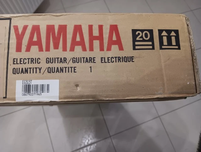 YAMAHA EG-303T BLACK ΟΛΟΚΑΙΝΟΥΡΓΙΑ!!