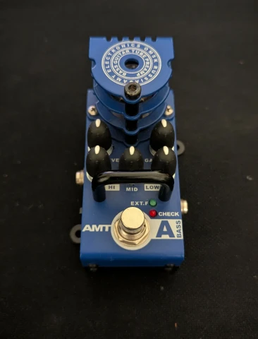 AMT BRICKS A-BASS