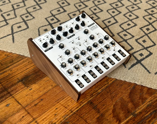 Soma Lyra 8