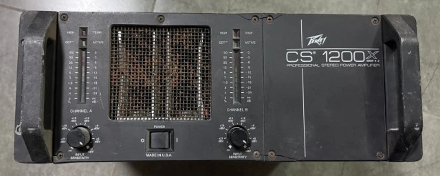 ΤΕΛΙΚΟΣ ΕΝΙΣΧΥΤΗΣ PEAVEY CS1200X