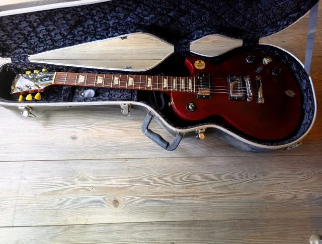 Gibson Les Paul Studio '96 wine red 
