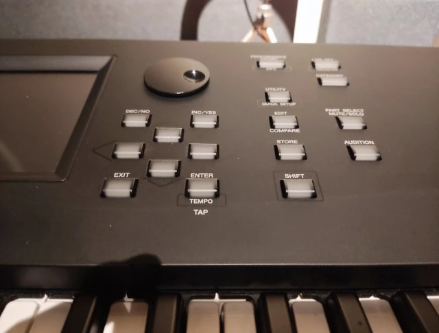 Yamaha MODX7+ Plus