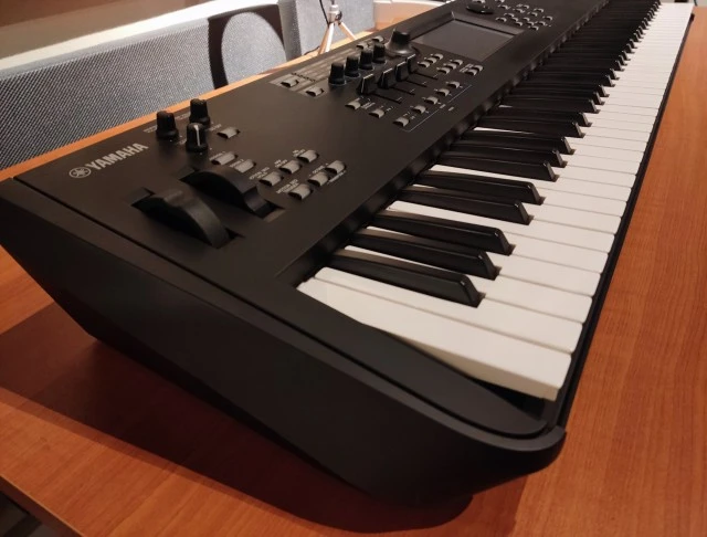 Yamaha MODX7+ Plus