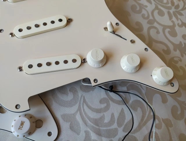 Kinman Strat BLUES Set (AVn-62/AVn-62/SC