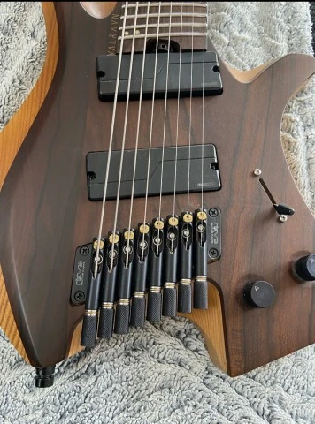 Valravn Headless 8 strings, Fishman Abasi (2021)