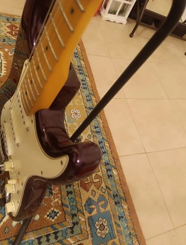 FENDER AMERICAN STANDARD STRATOCASTER