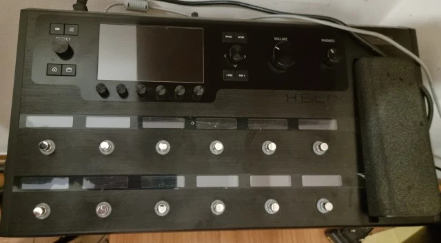 Line 6 Helix Floor