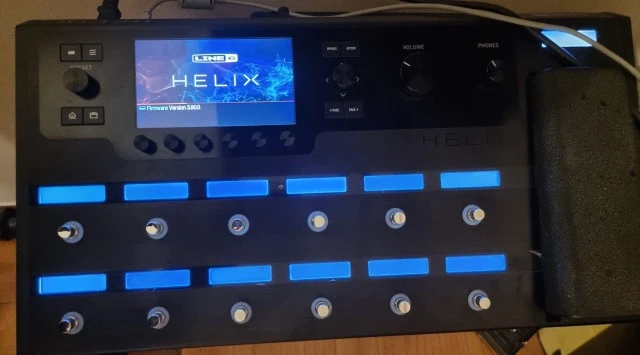 Line 6 Helix Floor