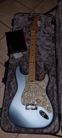 Fender American Elite Stratocaster 2016 