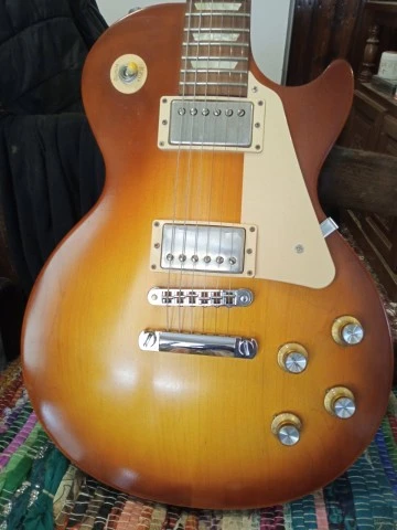 GIBSON LES PAUL TRIBUTE