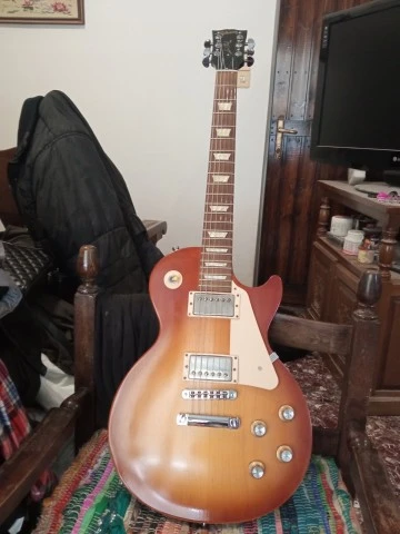 GIBSON LES PAUL TRIBUTE