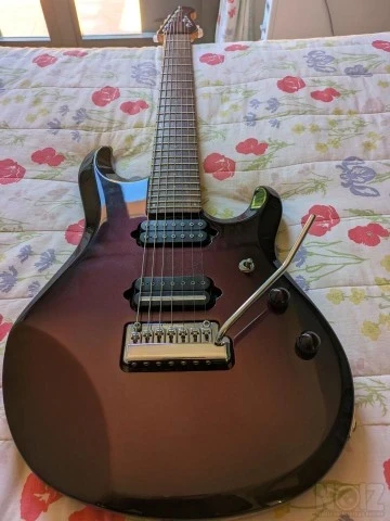 Ernie Ball Music Man JP7 (John Petrucci Signature)