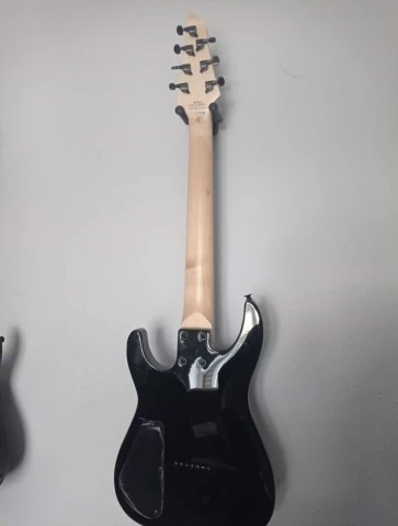 Jackson JS22 7 string guitar brand new.