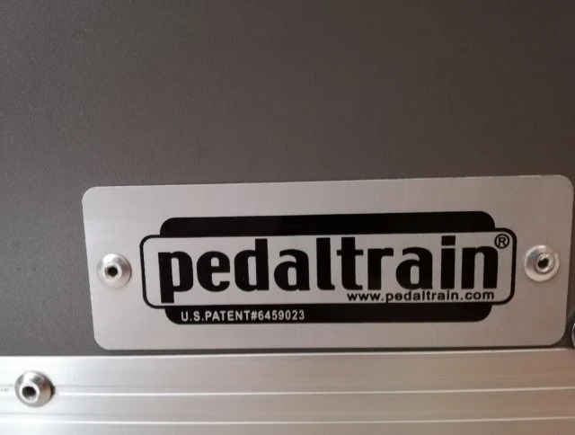Pedaltrain PT2 - HC / Voodoo Lab Pedal P