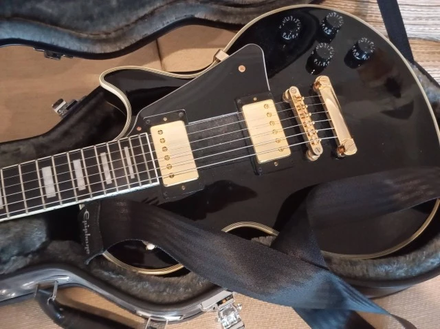 EPIPHONE CUSTOM BLACK BEAUTY 2022+σκληρη