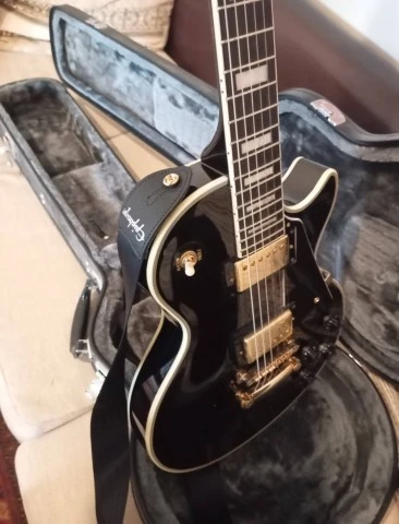 EPIPHONE CUSTOM BLACK BEAUTY 2022+σκληρη