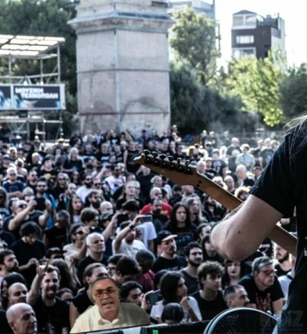 Ζητείται τραγουδιστής/τραγουδίστρια (ξέρουμε, σπάνιο είδος)