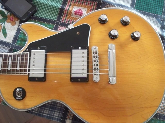 GIBSON LES PAUL CLASSIC CUSTOM