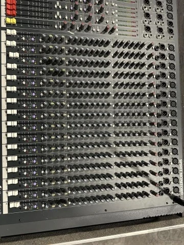 SOUNDCRAFT SPIRIT 40CH MONITOR MKII