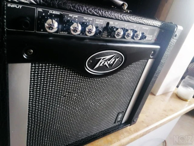 PEAVEY RAGE 258 ΕΝΙΣΧΥΤΉΣ ΚΙΘΆΡΑΣ