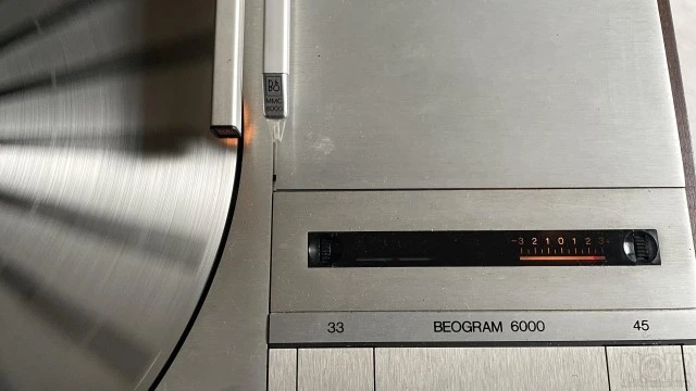 BANG &amp; OLUFSEN Beogram 6000
