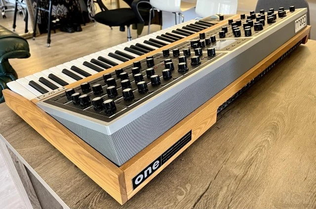 Moog One 8 voice