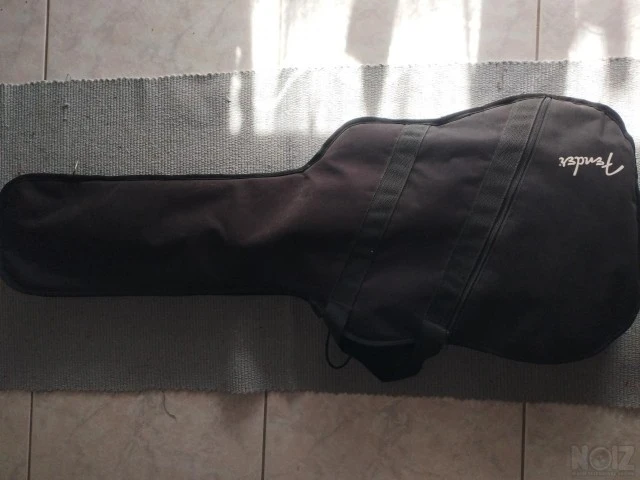 Πωλείται  squier ηλεκτρική κιθάρα