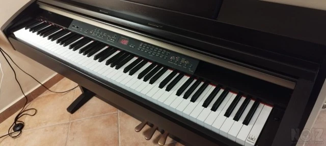 Πωλείται Ηλ.Πιάνο Clavinova