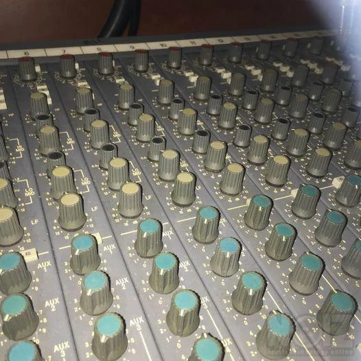 soundcraft delta 24/4 κονσολα