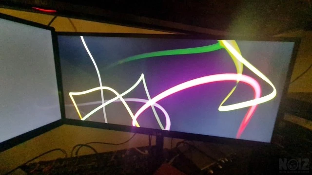 Πωλούνται 2 x οθόνες LG Ultra Wide με βρ